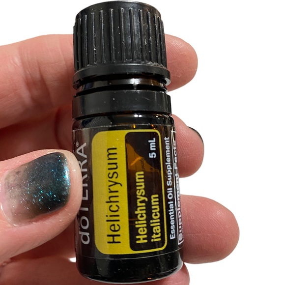 Helichrysum dōTERRA 5 ml - Picture 1 of 3